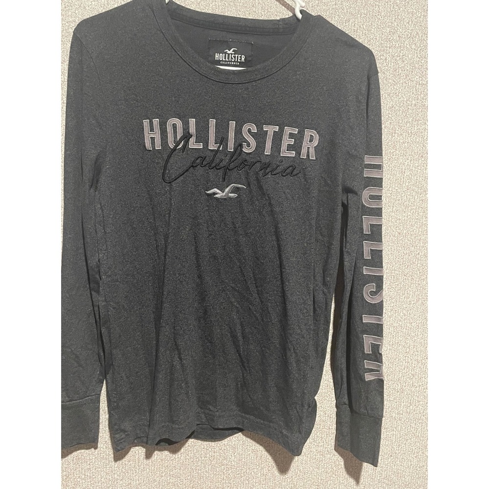Hollister California Long Sleeve Crew Neck Graphic Tee XS Gray Casual Top